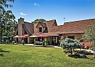 Log Home On 27 Acres