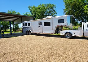 2005 Hart Horse Trailer in Princeton, Texas