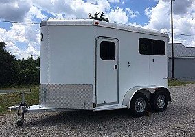 2013 Adam Horse Trailer in Southern Pines, North Carolina