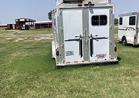 1999 Elite Horse Trailer in Weatherford, Oklahoma