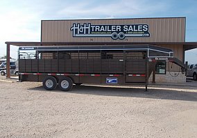 2021 Gooseneck Horse Trailer in Lubbock, Texas