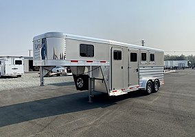 2022 Exiss Horse Trailer in Galt, California