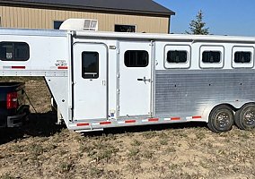 2008 Exiss Horse Trailer in Milliken, Colorado