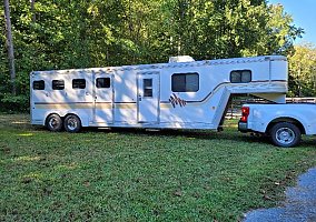 1992 Hart Horse Trailer in Dahlgren, Virginia