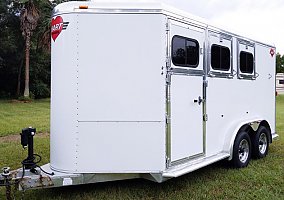 2000 Hart Horse Trailer in Dade City, Florida