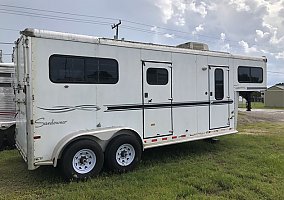 2004 Sundowner Horse Trailer in Fort Myers, Florida