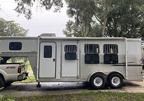 2006 Exiss Horse Trailer in Lakeland, Florida