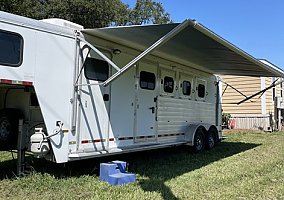 2006 Hart Horse Trailer in Live Oak, Florida