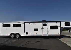 2022 Lakota Horse Trailer in Silver Lake, Indiana