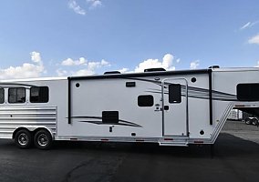 2022 Merhow Horse Trailer in Silver Lake, Indiana