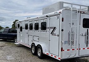 1999 Other Horse Trailer in Redfield, Kansas