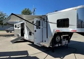 2022 Merhow Horse Trailer in Calvert City, Kentucky