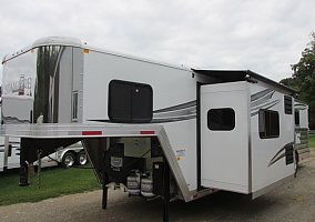 2022 Merhow Horse Trailer in Wykoff, Minnesota