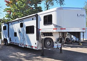 2022 Lakota Horse Trailer in Elk Mound, Wisconsin