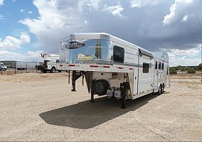 2022 SMC Horse Trailer in Edgewood, New Mexico