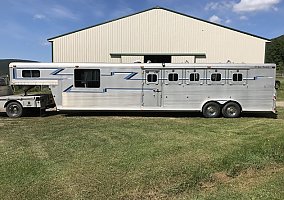 1994 4-Star Horse Trailer in Naples, New York