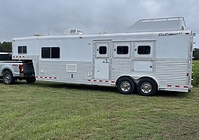 2008 C&C Horse Trailer in Elm City, North Carolina