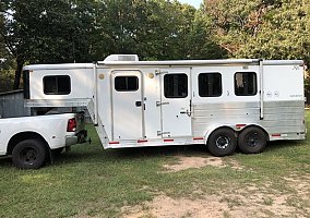 2006 Kiefer Horse Trailer in Abbeville, South Carolina