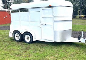 1998 Other Horse Trailer in Warren, Oregon