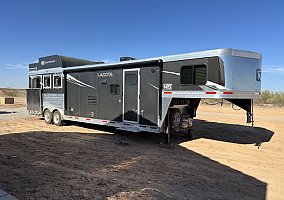 2022 Lakota Horse Trailer in Wellington, Arizona